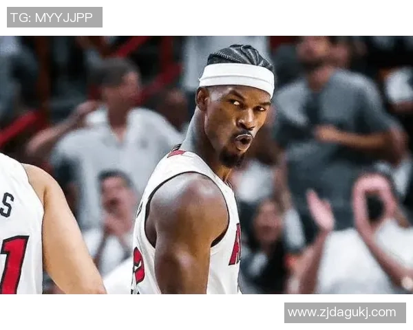 拉斯维加斯王牌与菲尼克斯水星的巅峰对决精彩回顾与赛季展望